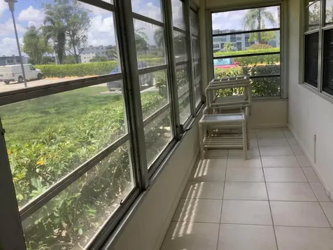 560 Fanshaw Boca Raton FL 33434