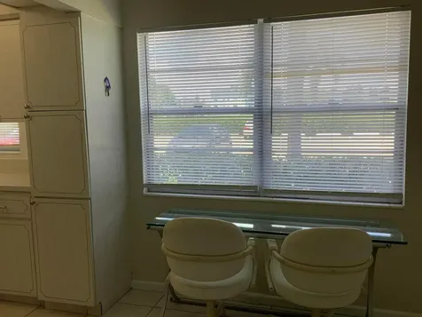 560 Fanshaw Boca Raton FL 33434