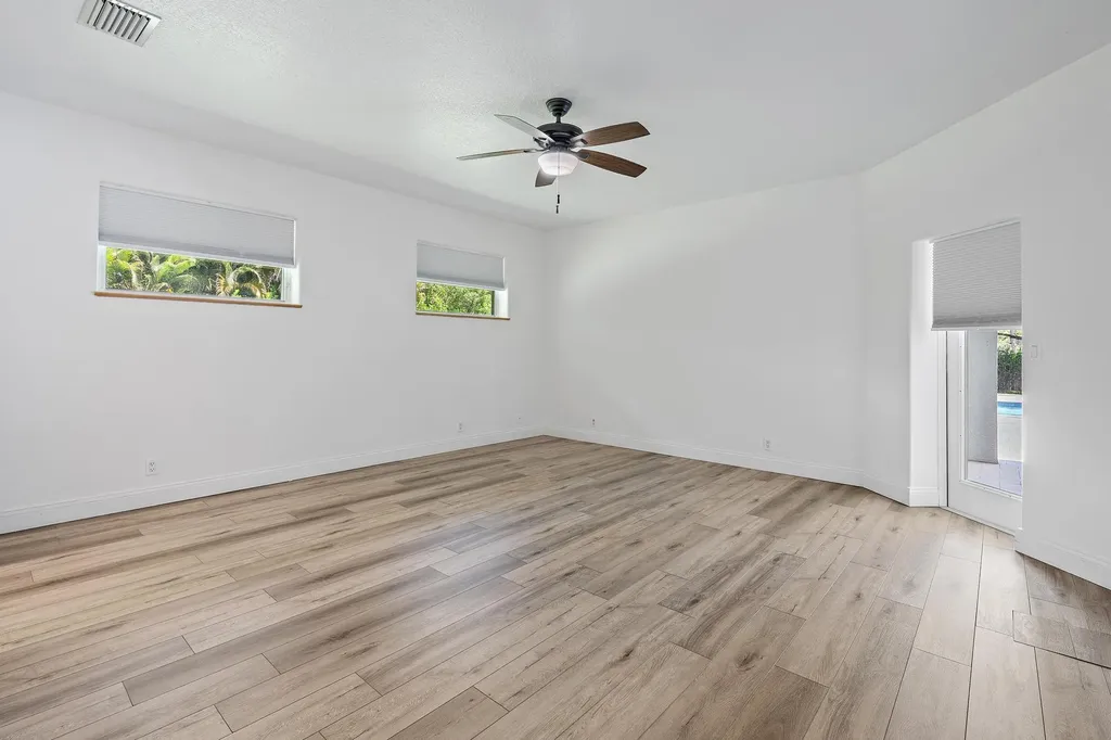 13928 N 82nd Lane Lane N The Acreage FL 33412