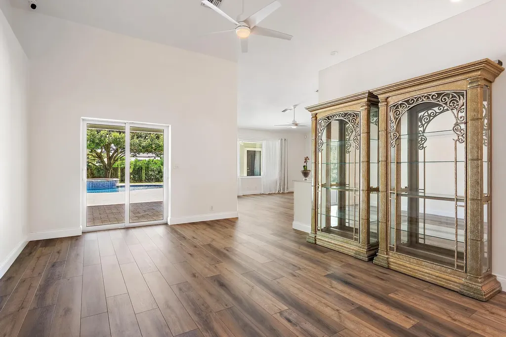 13928 N 82nd Lane Lane N The Acreage FL 33412