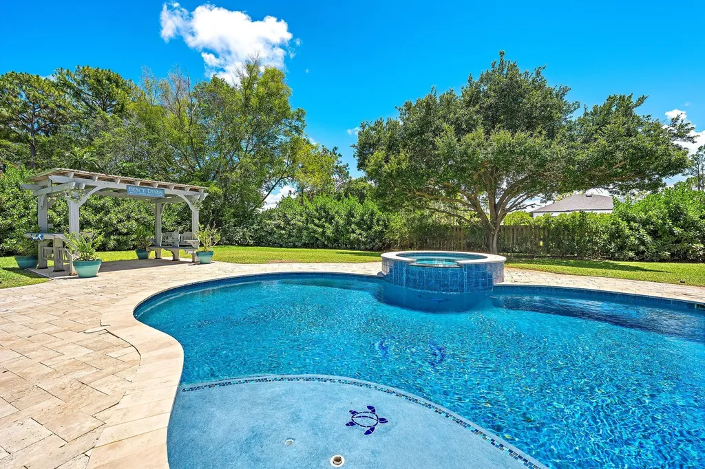 13928 N 82nd Lane Lane N The Acreage FL 33412