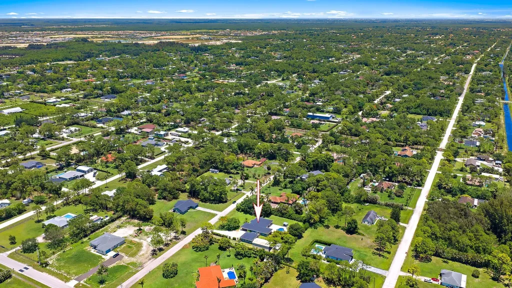 13928 N 82nd Lane Lane N The Acreage FL 33412