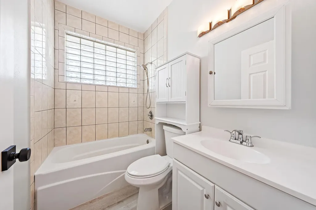 13928 N 82nd Lane Lane N The Acreage FL 33412