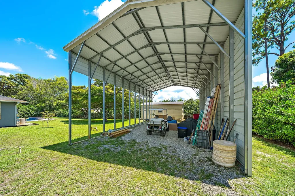 13928 N 82nd Lane Lane N The Acreage FL 33412