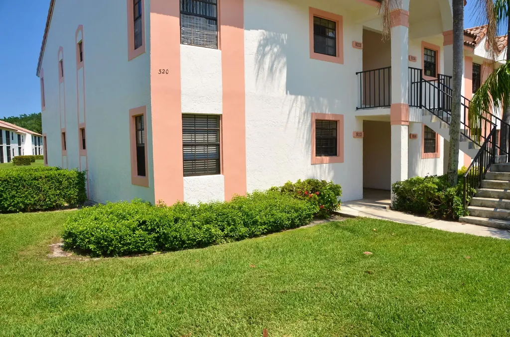 320 Norwood Terrace Boca Raton FL 33431