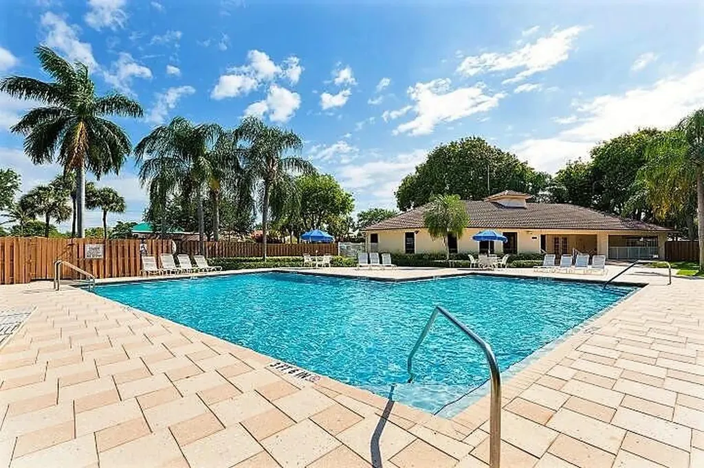 320 Norwood Terrace Boca Raton FL 33431