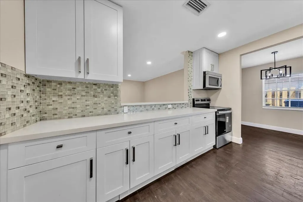 4641 SW 43rd Avenue Dania Beach FL 33314