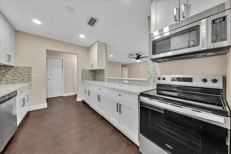 4641 SW 43rd Avenue Dania Beach FL 33314