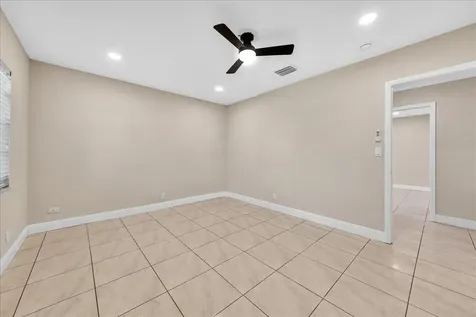 4641 SW 43rd Avenue Dania Beach FL 33314