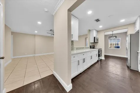 4641 SW 43rd Avenue Dania Beach FL 33314