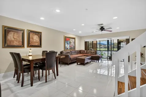 3327 Carambola Circle S Coconut Creek FL 33066