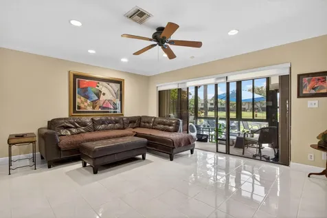 3327 Carambola Circle S Coconut Creek FL 33066