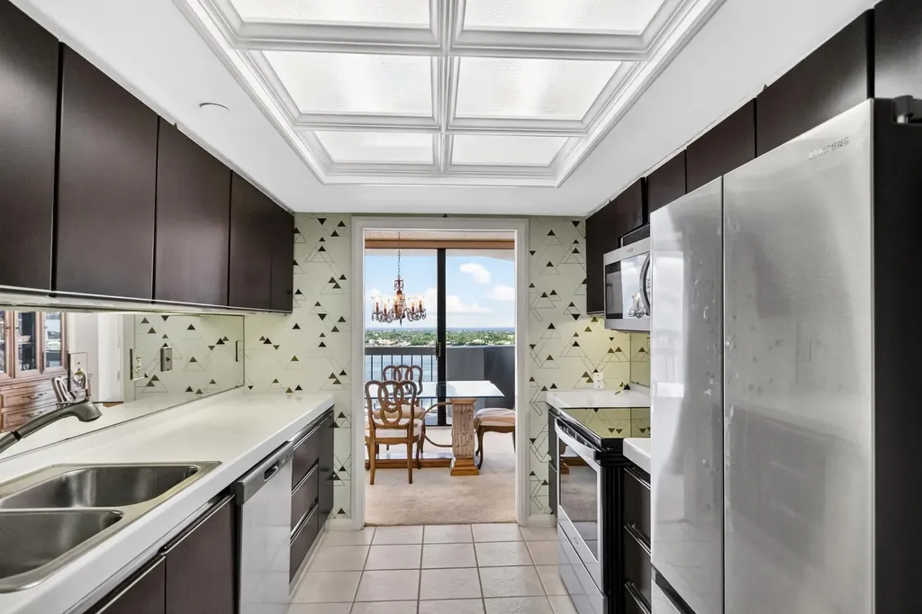 115 Lakeshore Drive North Palm Beach FL 33408