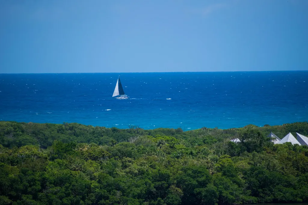 115 Lakeshore Drive North Palm Beach FL 33408