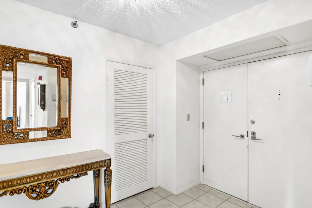 115 Lakeshore Drive North Palm Beach FL 33408