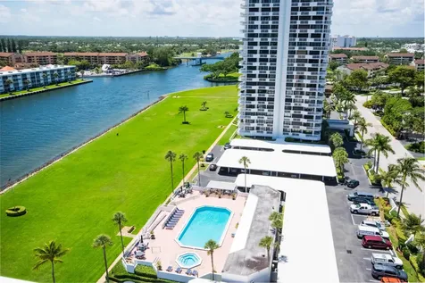 115 Lakeshore Drive North Palm Beach FL 33408