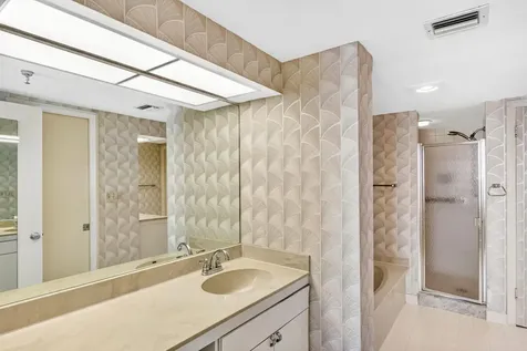 115 Lakeshore Drive North Palm Beach FL 33408