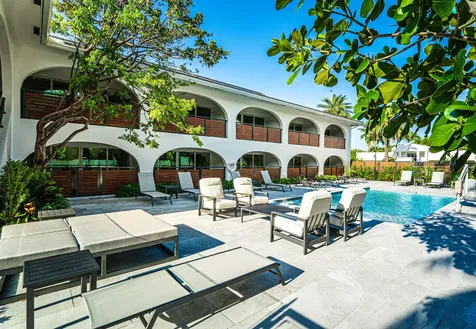 1075 Spanish River Road Boca Raton FL 33432