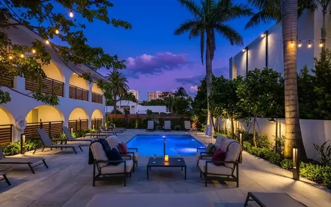 1075 Spanish River Road Boca Raton FL 33432