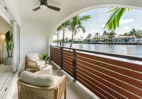 1075 Spanish River Road Boca Raton FL 33432