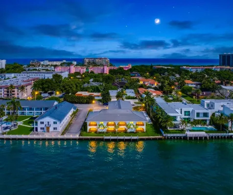 1075 Spanish River Road Boca Raton FL 33432
