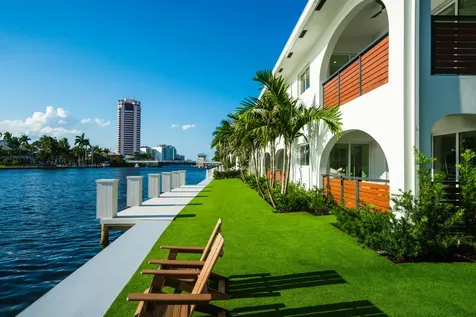 1075 Spanish River Road Boca Raton FL 33432