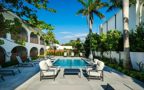 1075 Spanish River Road Boca Raton FL 33432