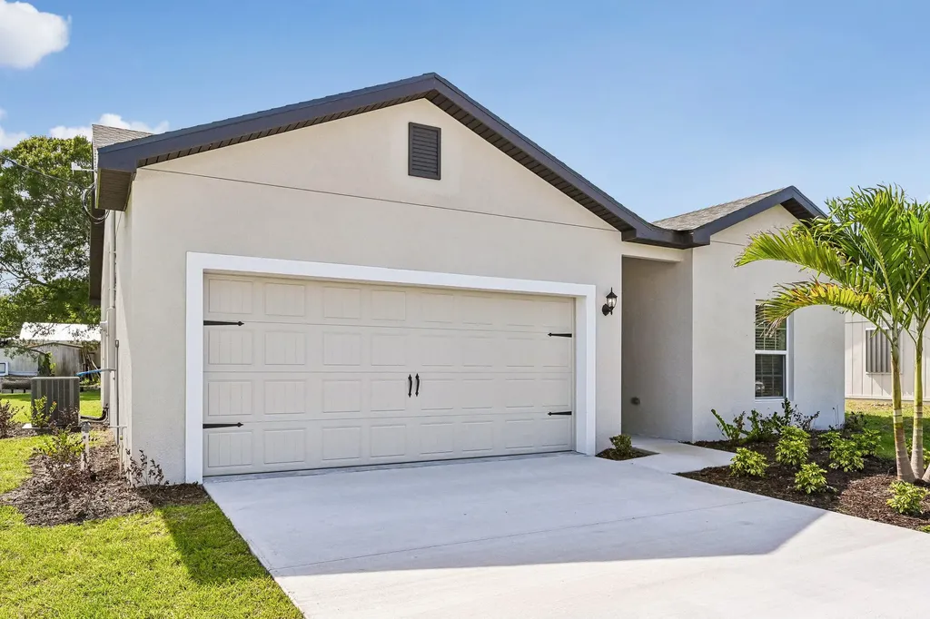 5808 Sunset Boulevard Fort Pierce FL 34982