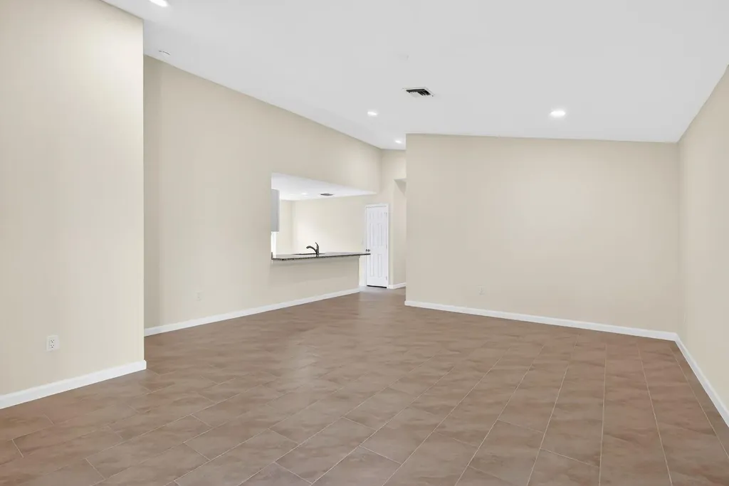 134 SW Seminole Crossing Court SW Indiantown FL 34956