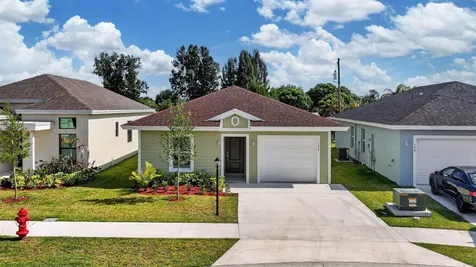 134 SW Seminole Crossing Court SW Indiantown FL 34956