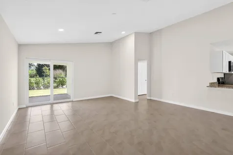 134 SW Seminole Crossing Court SW Indiantown FL 34956