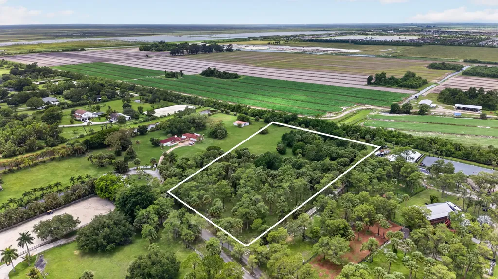 000 Foxtrail Loxahatchee FL 33470