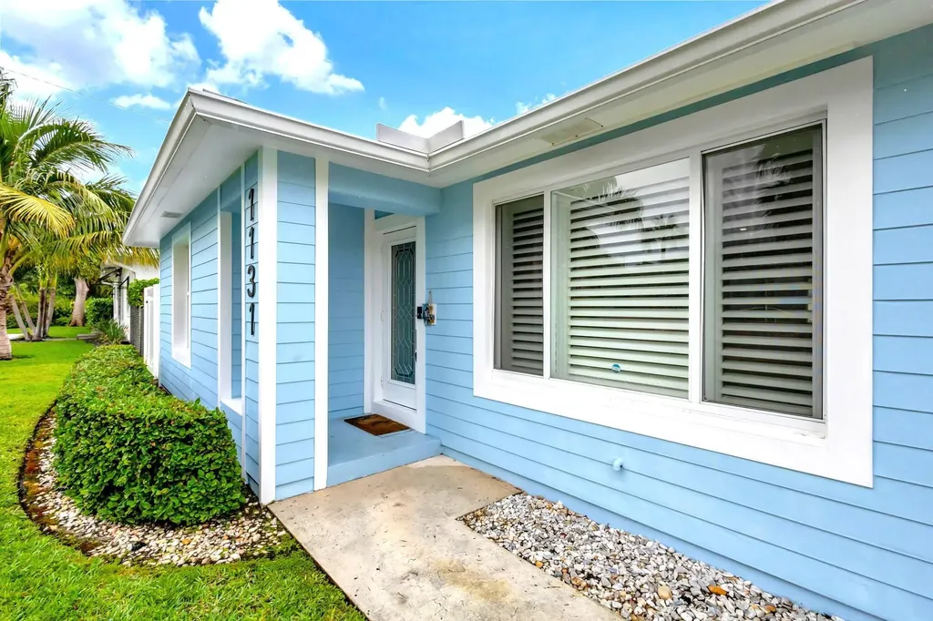 1131 Surf Road Singer Island FL 33404