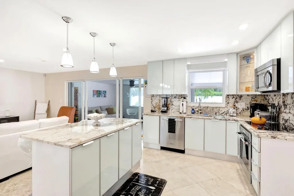 1131 Surf Road Singer Island FL 33404
