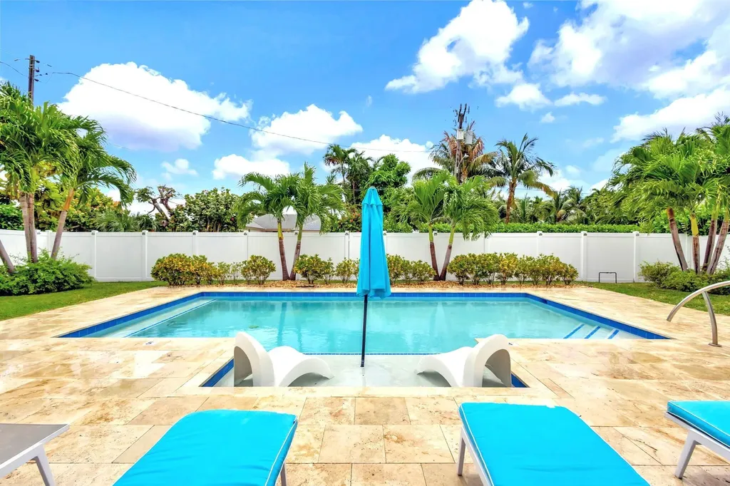 1131 Surf Road Singer Island FL 33404