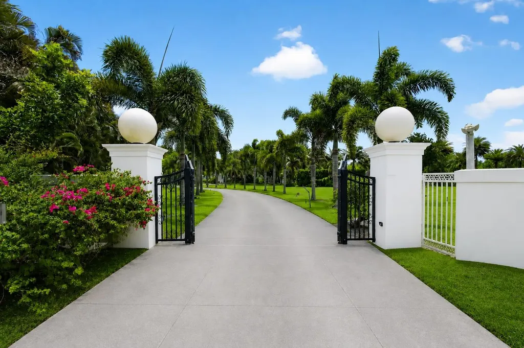 1030 Arabian Drive Loxahatchee FL 33470