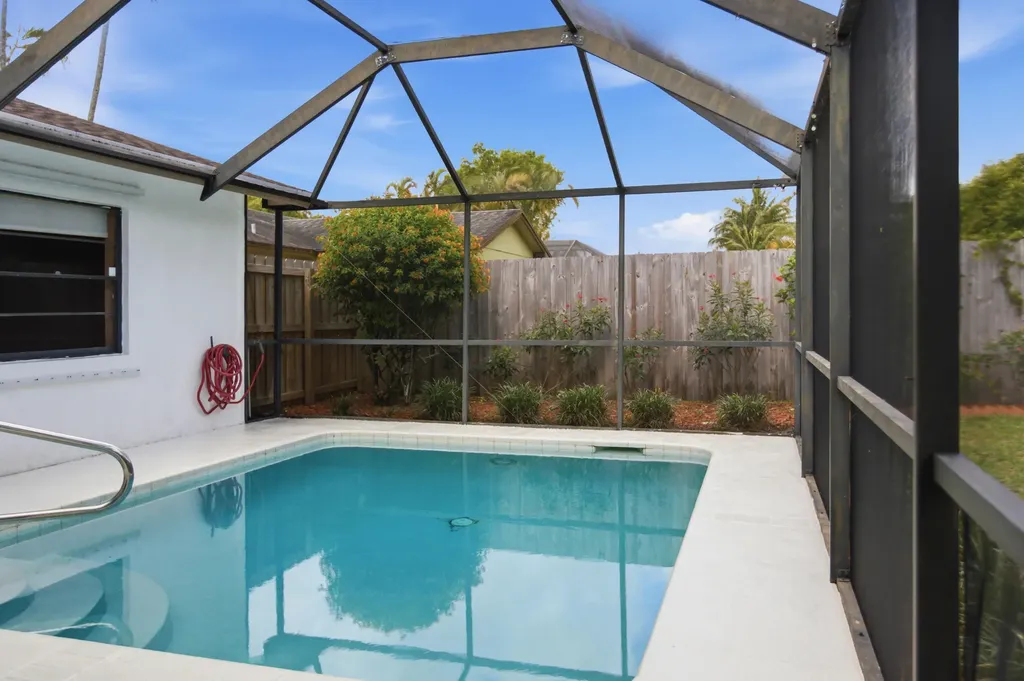 9345 Affirmed Lane Boca Raton FL 33496