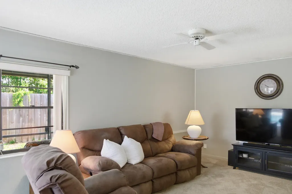 9345 Affirmed Lane Boca Raton FL 33496