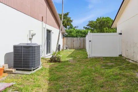 9345 Affirmed Lane Boca Raton FL 33496
