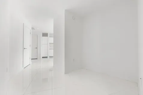851 NE 1st Avenue Miami FL 33130