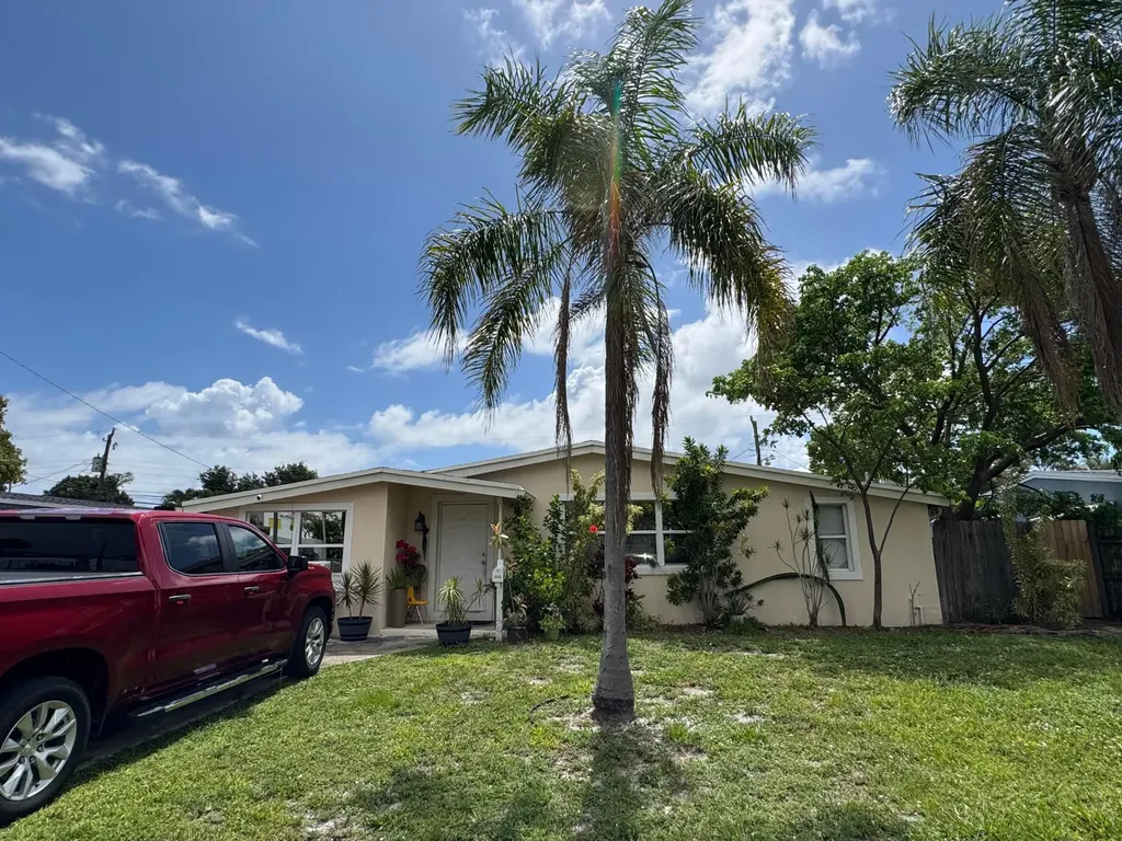 5636 NE 5th Avenue Oakland Park FL 33334