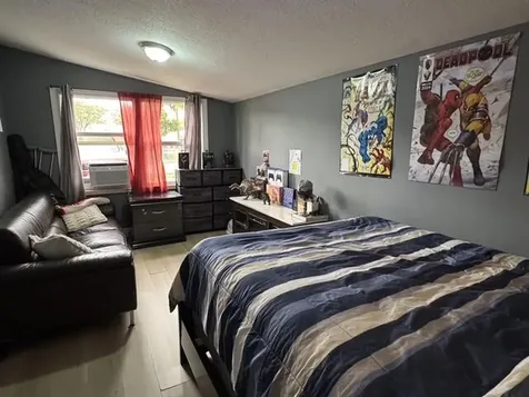 5636 NE 5th Avenue Oakland Park FL 33334