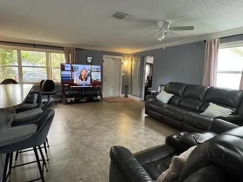 5636 NE 5th Avenue Oakland Park FL 33334