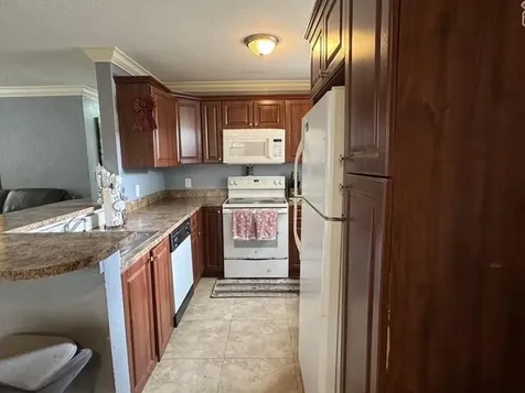 5636 NE 5th Avenue Oakland Park FL 33334