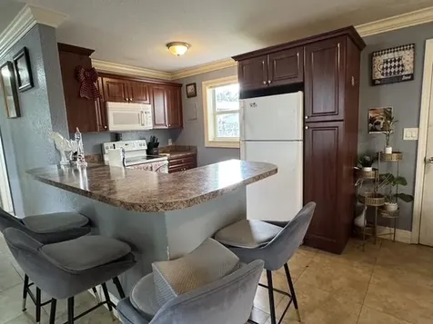 5636 NE 5th Avenue Oakland Park FL 33334
