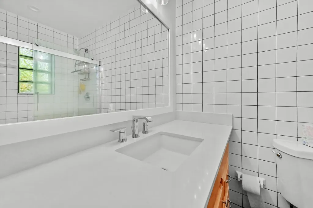 3002 Cardinal Drive Delray Beach FL 33444