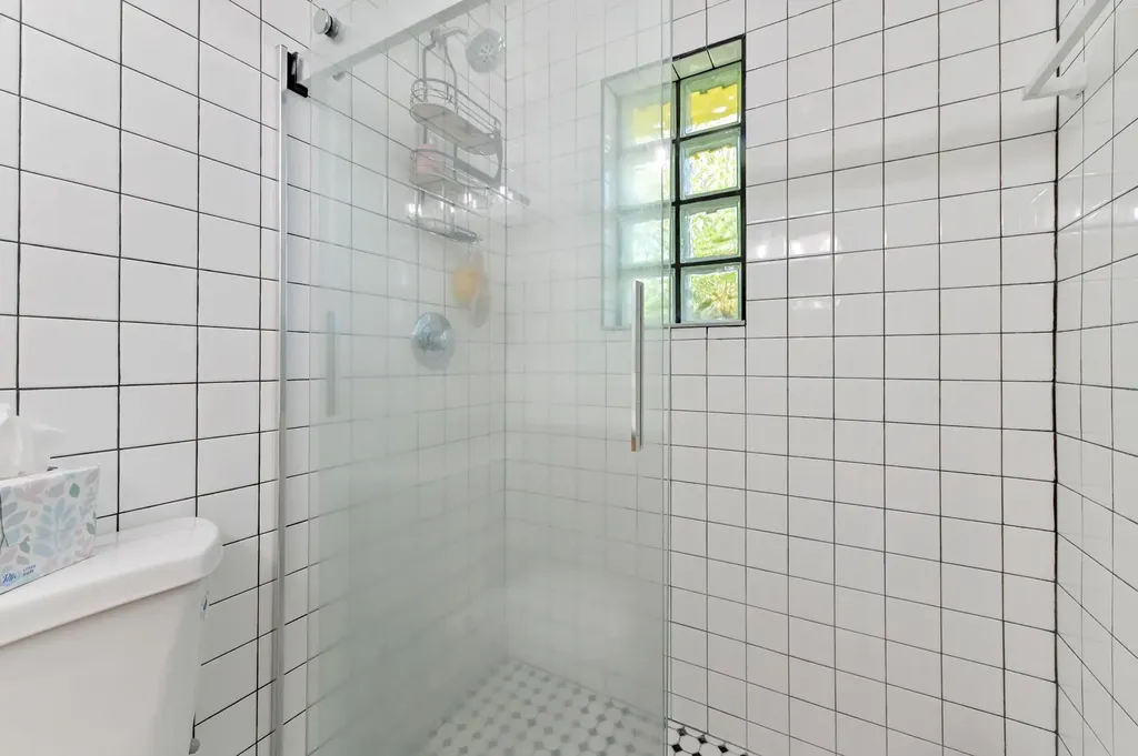 3002 Cardinal Drive Delray Beach FL 33444