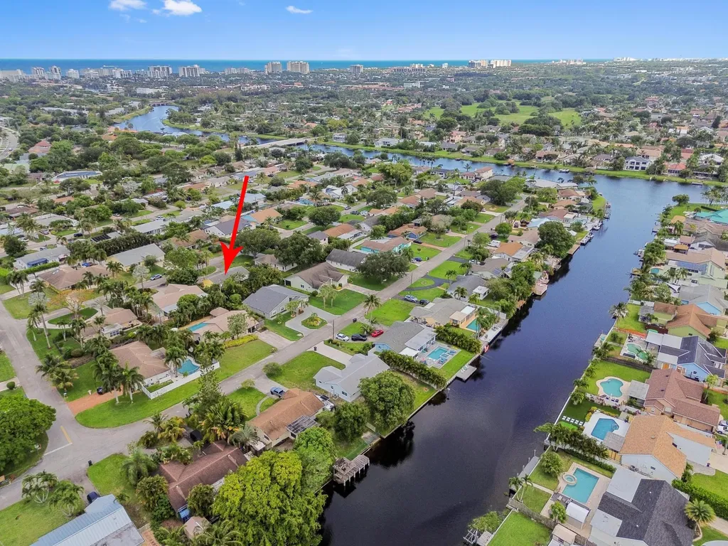3002 Cardinal Drive Delray Beach FL 33444