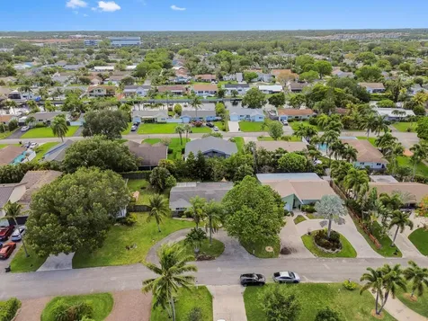 3002 Cardinal Drive Delray Beach FL 33444