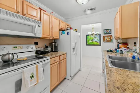 3002 Cardinal Drive Delray Beach FL 33444
